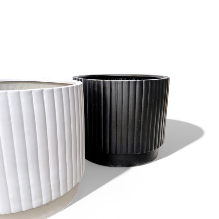 Picture of Balmoral Corrugated Cylinder Black 