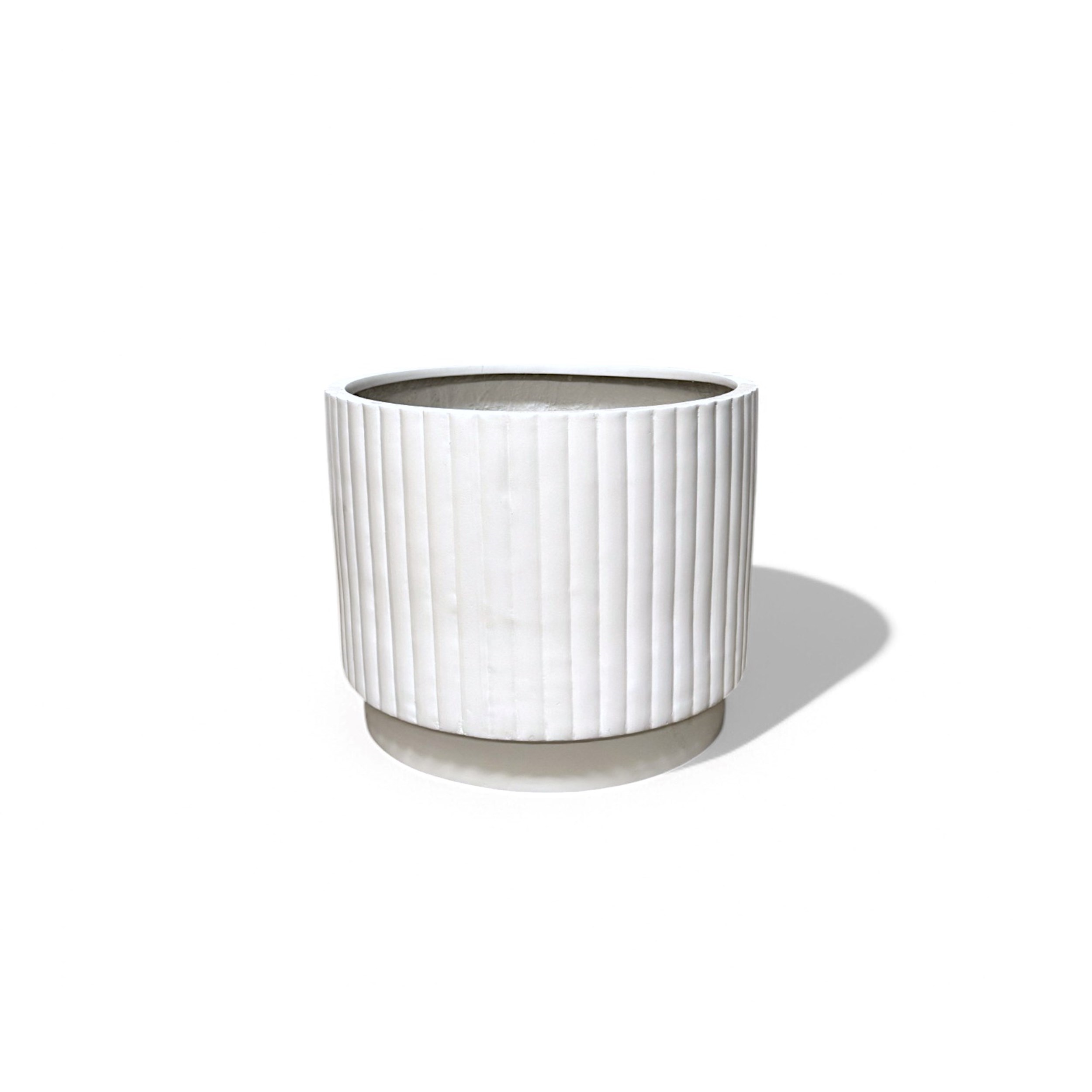 Picture of Balmoral Corrugated Cylinder White 25x21cm