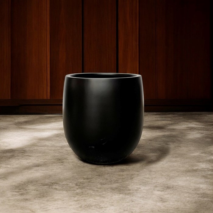 Picture of Balmoral Congo Planter Black 