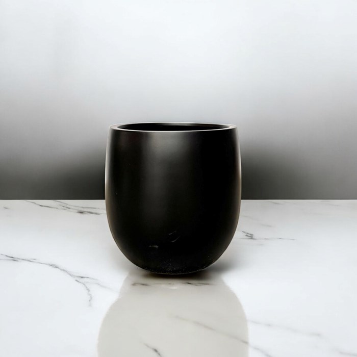 Picture of Balmoral Congo Planter Black 